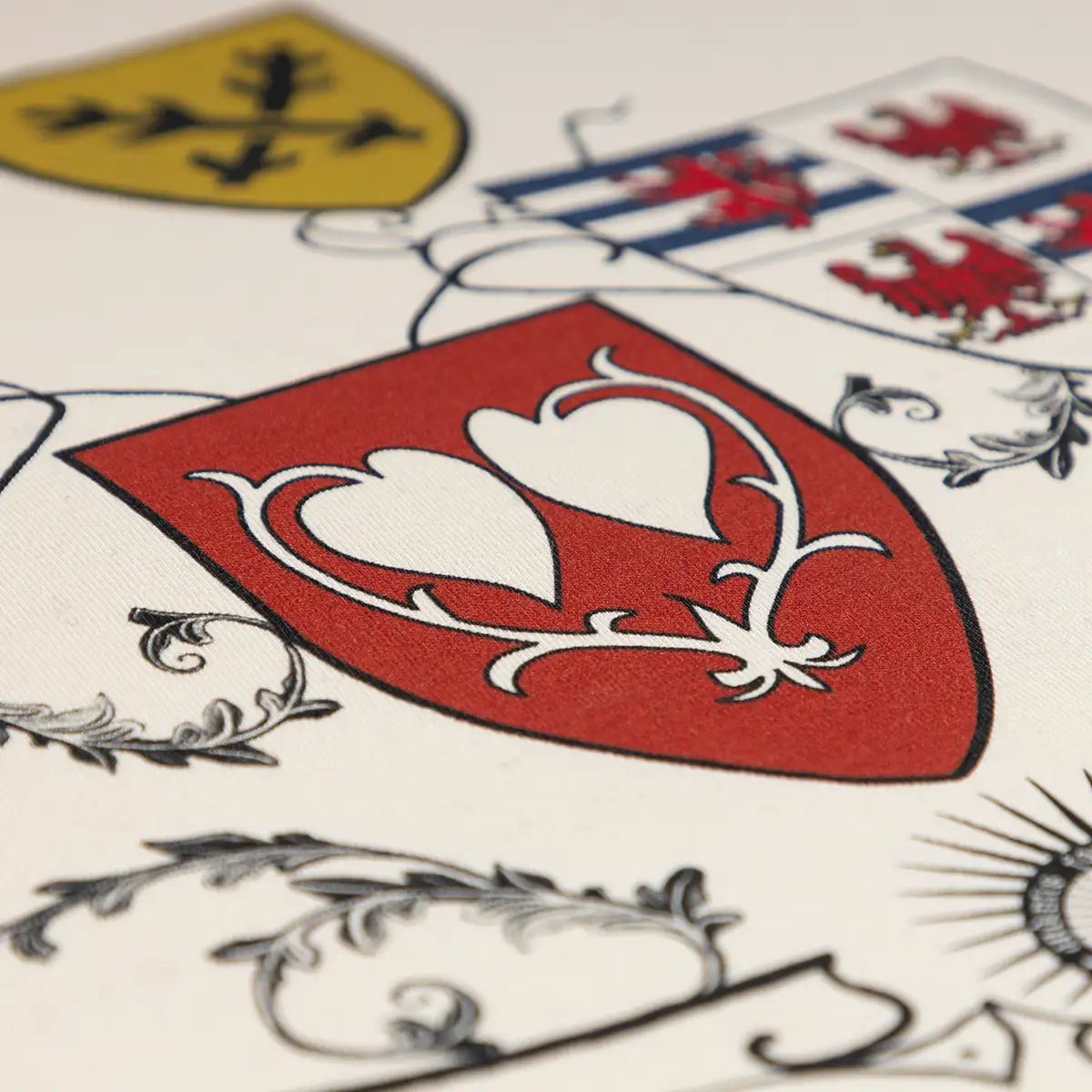 Kingdom Come: Deliverance II T-Shirt “Coat Of Arms” XL Kingdom Come: Deliverance II T-Shirt “Coat Of Arms” XL