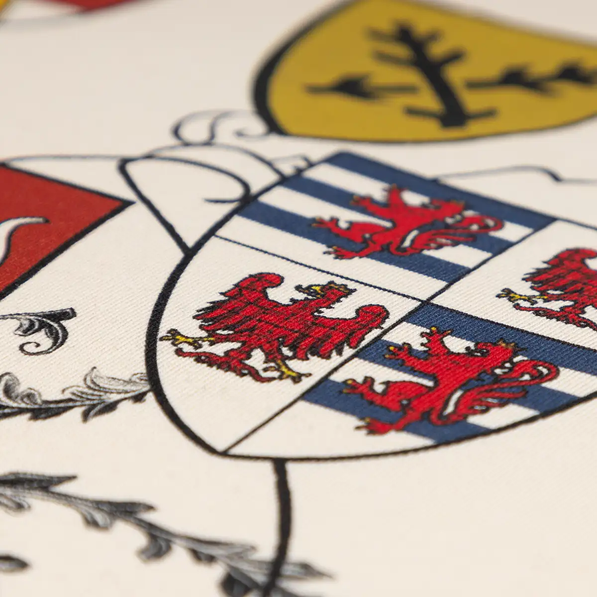 Kingdom Come: Deliverance II T-Shirt “Coat Of Arms” XL Kingdom Come: Deliverance II T-Shirt “Coat Of Arms” XL