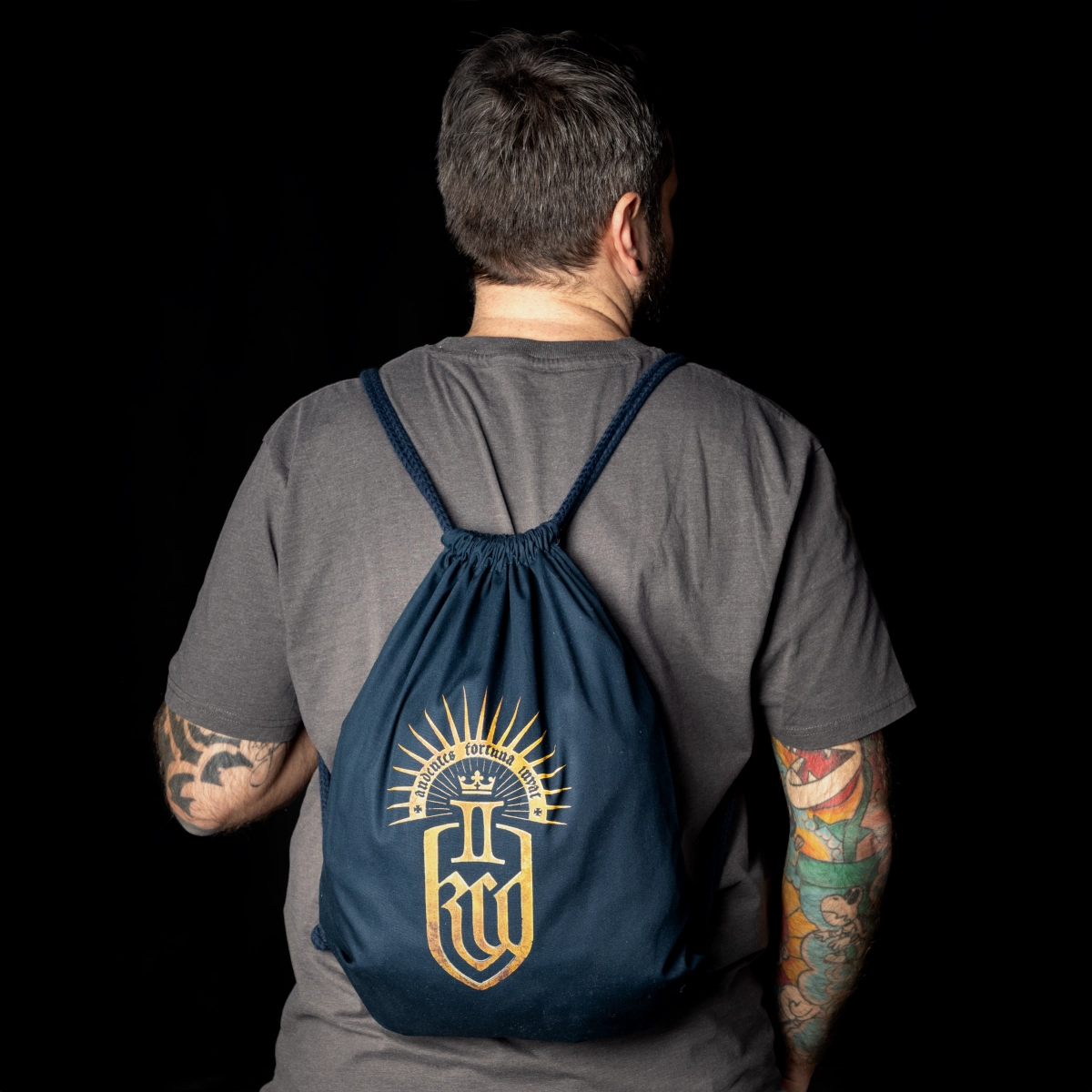 Kingdom Come: Deliverance II Turnbeutel "Emblem" Kingdom Come: Deliverance II Turnbeutel "Emblem"