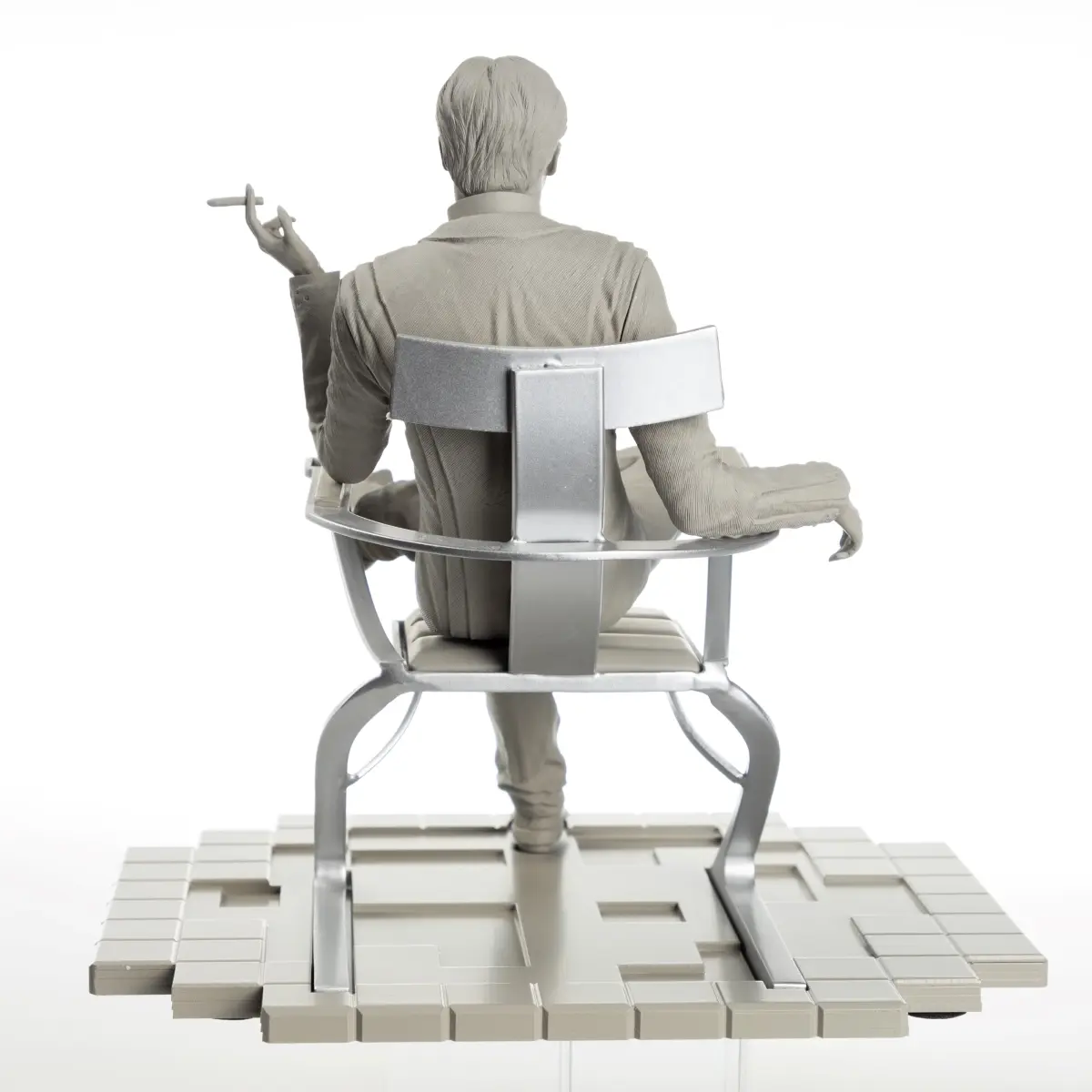 Mass Effect Illusive Man Prototype Statue Mass Effect Illusive Man Prototype Statue