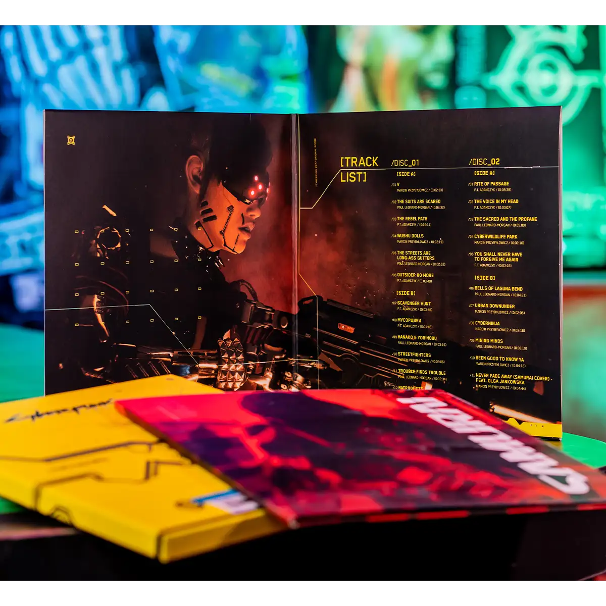 CYBERPUNK 2077 VINYL 3LP SET CYBERPUNK 2077 VINYL 3LP SET
