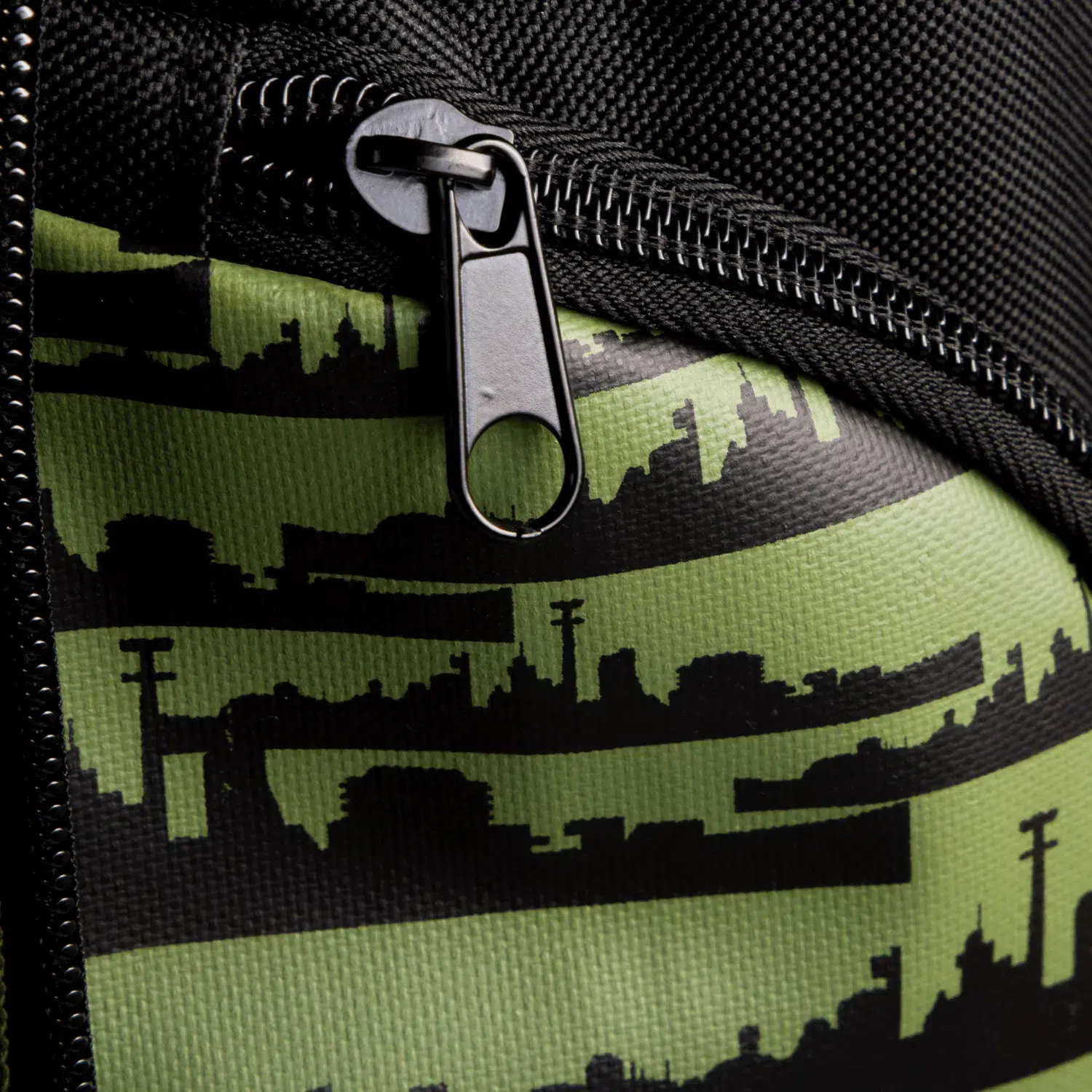 Call-of-Duty-Cold-War-Backpack-Tiger-Badge-8