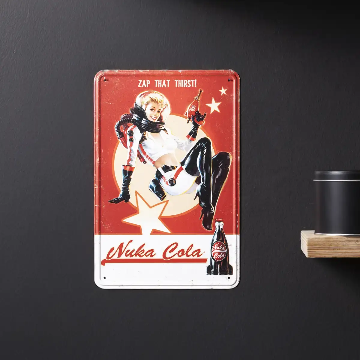 Fallout Metal Sign "Nuka Cola Girl" Fallout Metal Sign "Nuka Cola Girl"