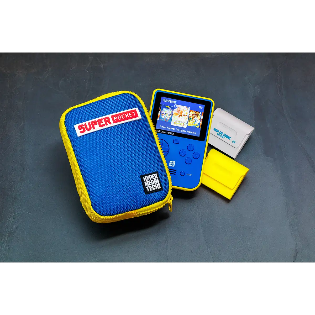 Blaze Evercade HMT Super Pocket Fabric Case Blue/Yellow Blaze Evercade HMT Super Pocket Fabric Case Blue/Yellow