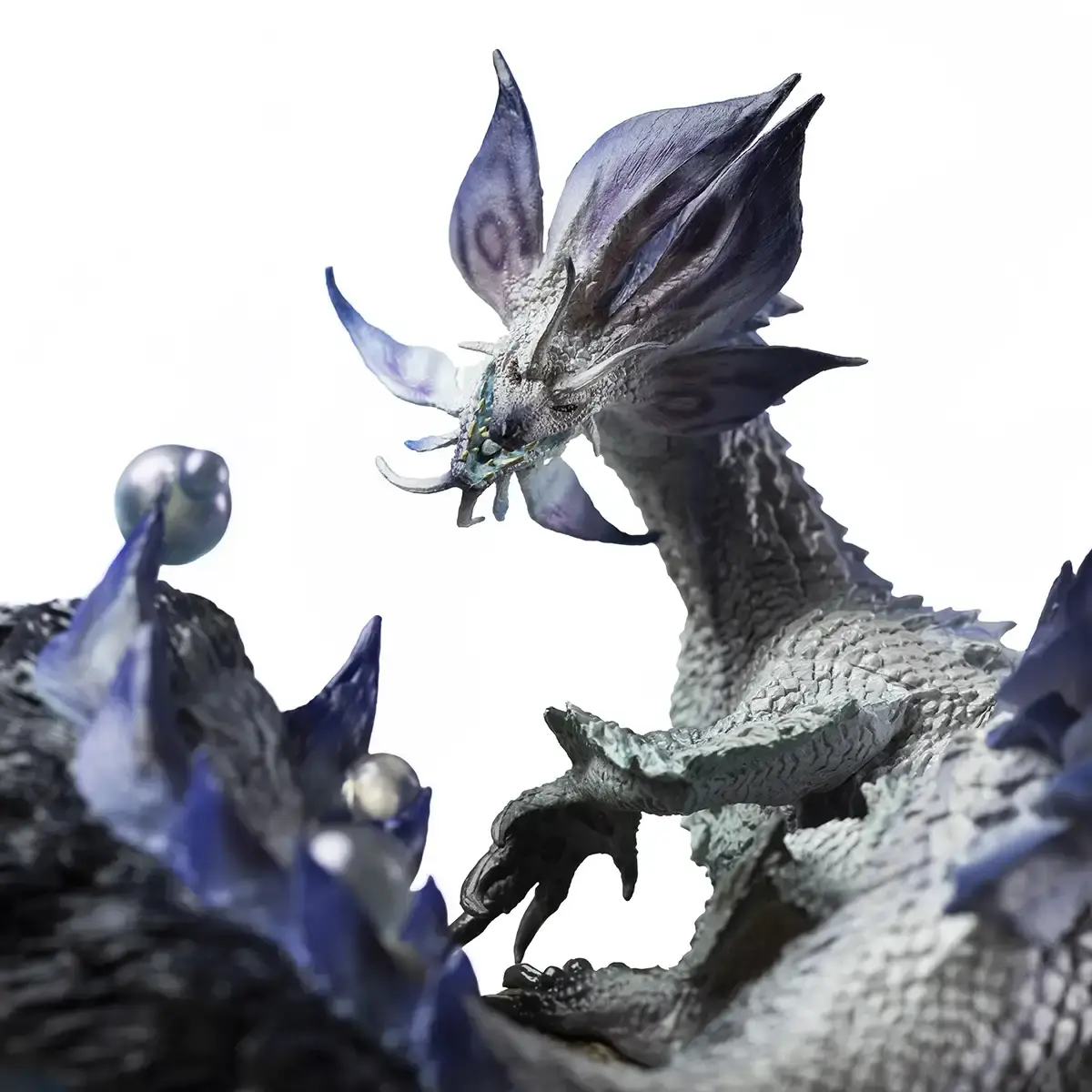 Monster Hunter Statue Creator's Model "Violet Mizutsune"