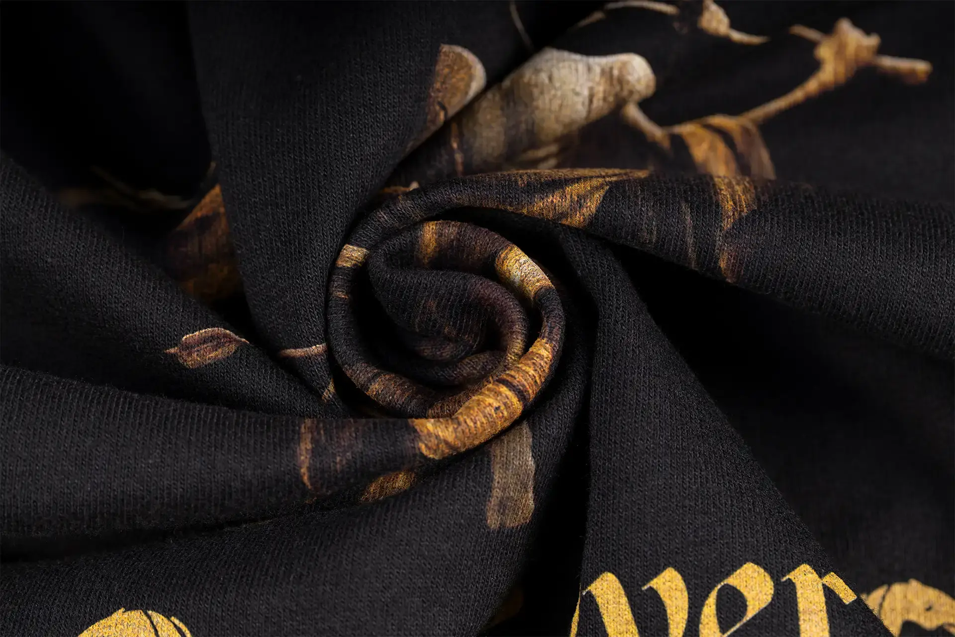 Kingdom Come: Deliverance II Hoodie "Game Over" M Kingdom Come: Deliverance II Hoodie "Game Over" M